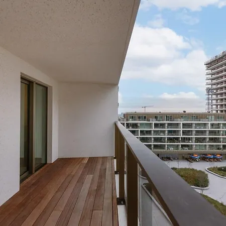 Huswell - Beautiful Overlooking The Marina 오스텐드